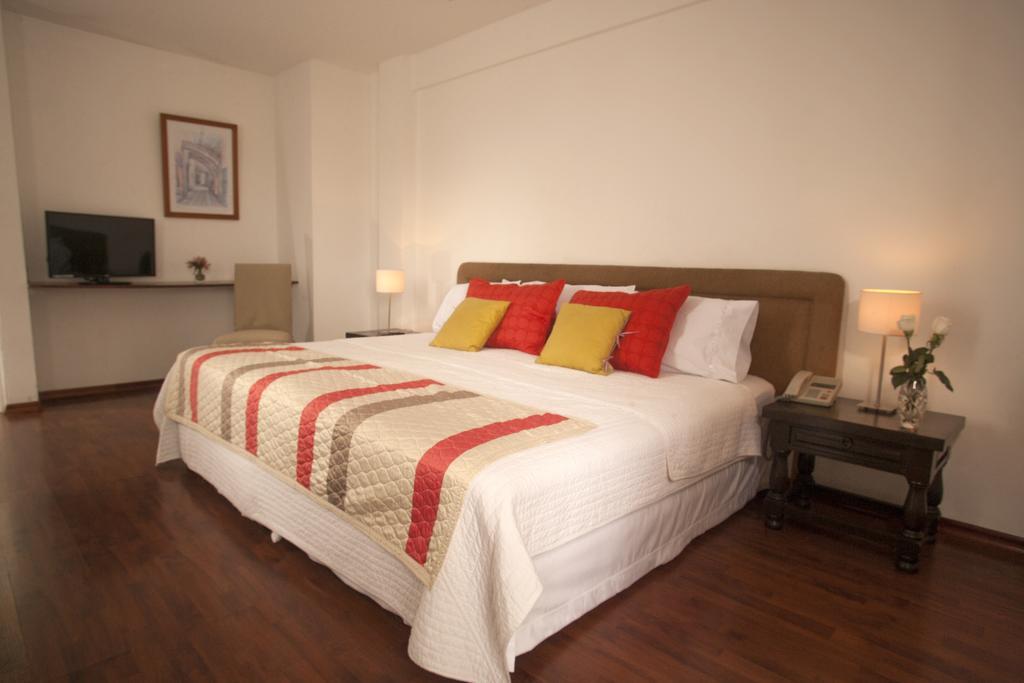 Villa Molina Lima Exteriör bild